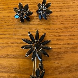 Lovely Vintage Black Rhinestone Flower Brooch and Earrings  Set